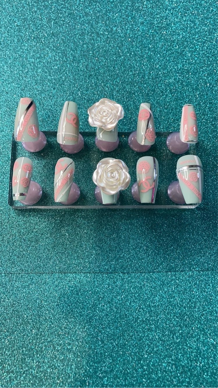 FLORA DE CHANEL (KK#351)